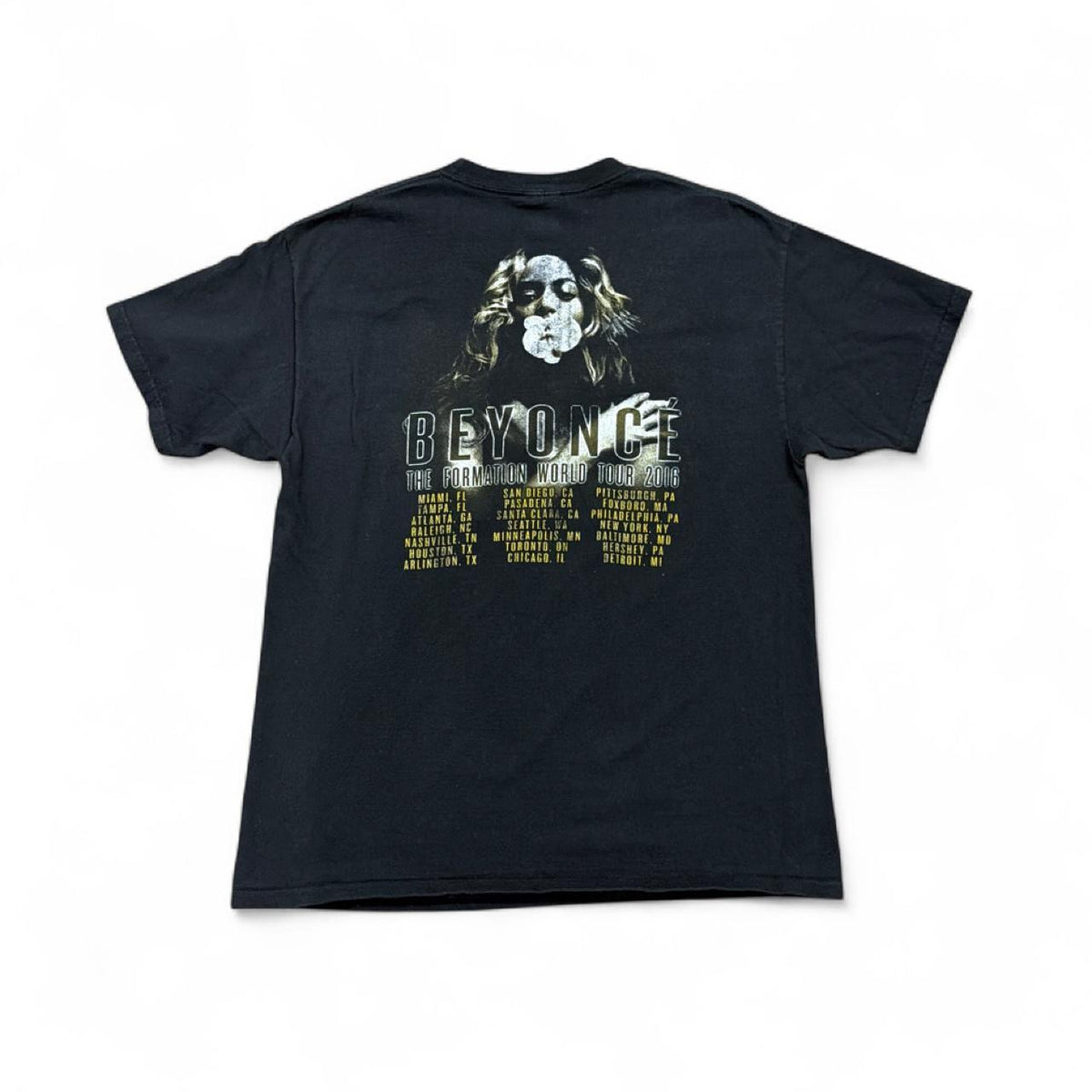 Beyoncé The Formation World Tour 2016 T-Shirt — back